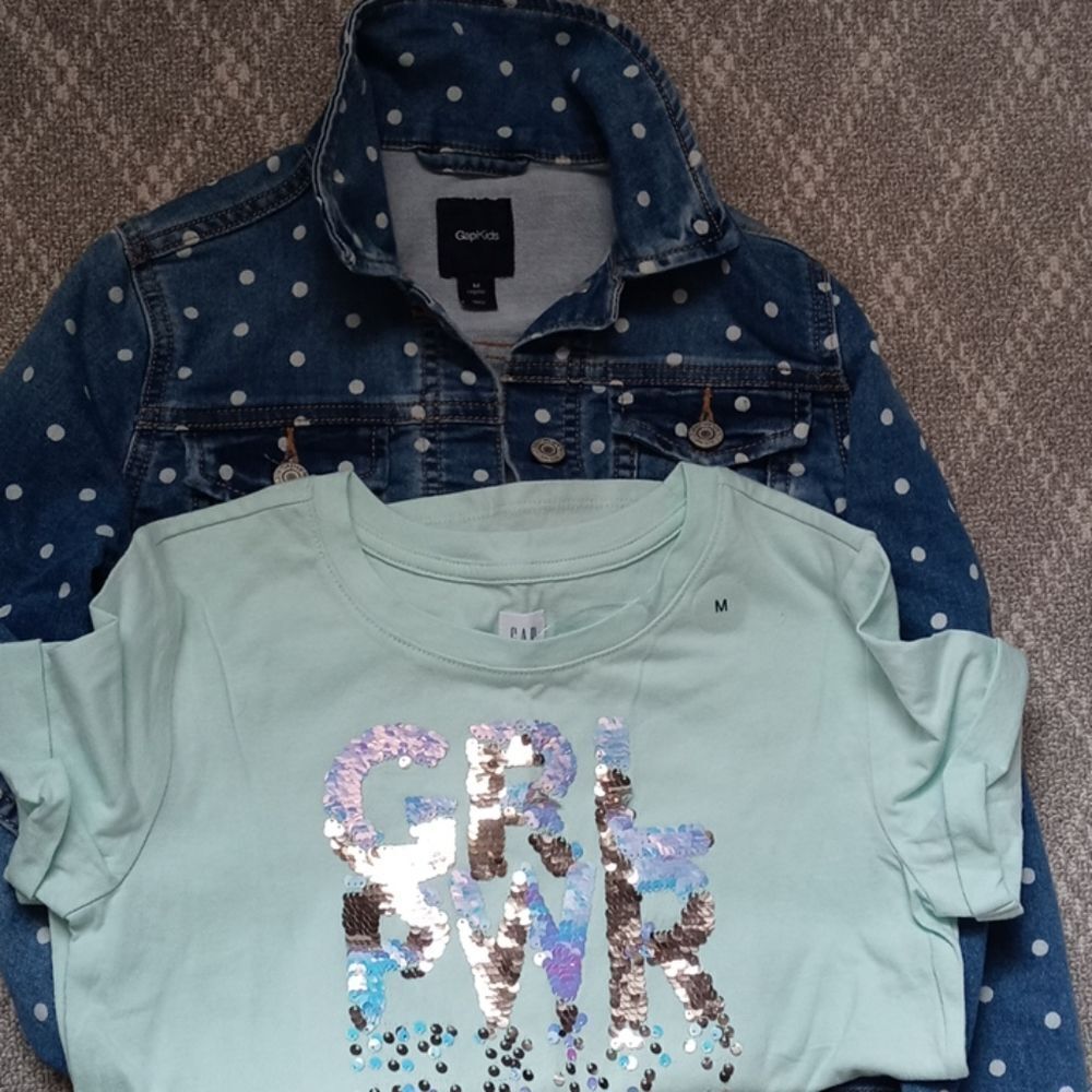 Bundle Jeans jacket with a shirt from Gap